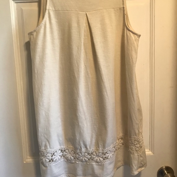 BOGO tank tops - Picture 3 of 4